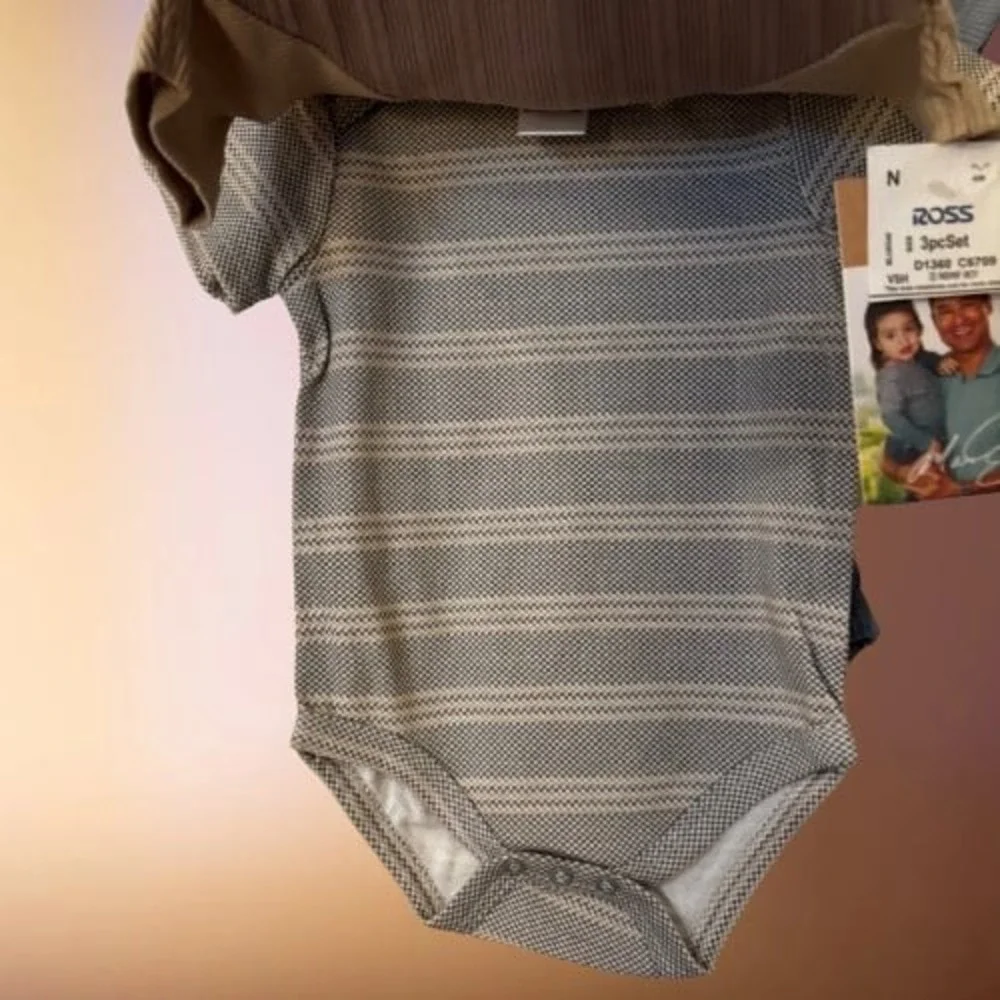 NWT Boys Mario Lopez‎ 3-Piece Onesie Set 6-9M